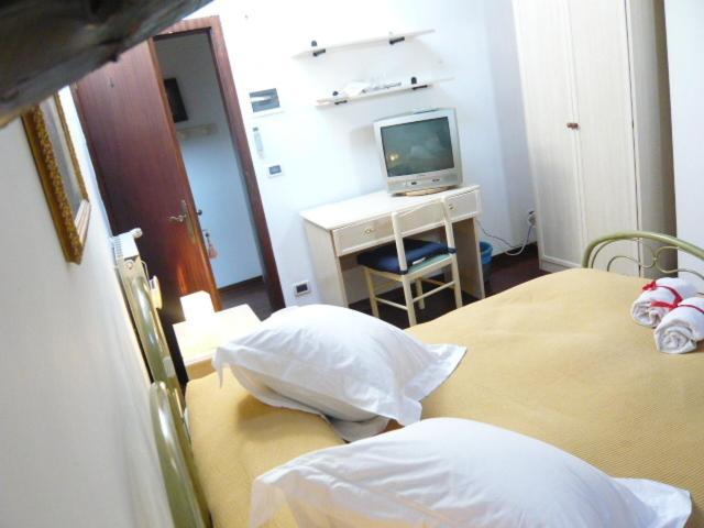 Villa Gabriella B&B - Apartments Lido de Venise Extérieur photo