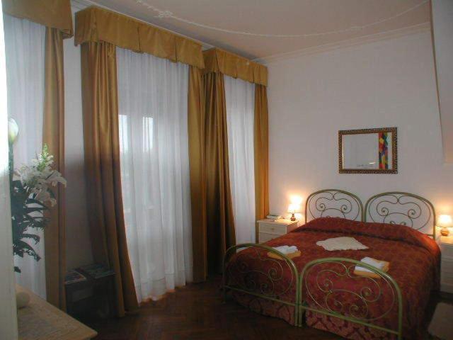Villa Gabriella B&B - Apartments Lido de Venise Extérieur photo